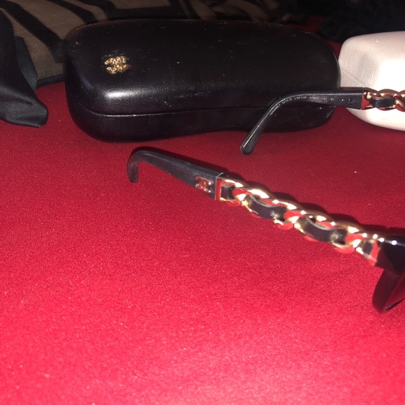 Chanel sunglasses - Picture 4 of 4